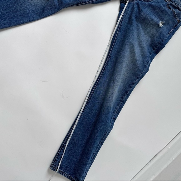 LEVI’S 501 Original Fit Women’s Jeans size 27 32 Salsa Middle - Dark Wash - Picture 13 of 16